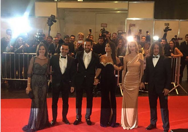 Messi ngượng ngùng hôn bạn gái, thuê 300 vệ sĩ cho đám cưới - 6