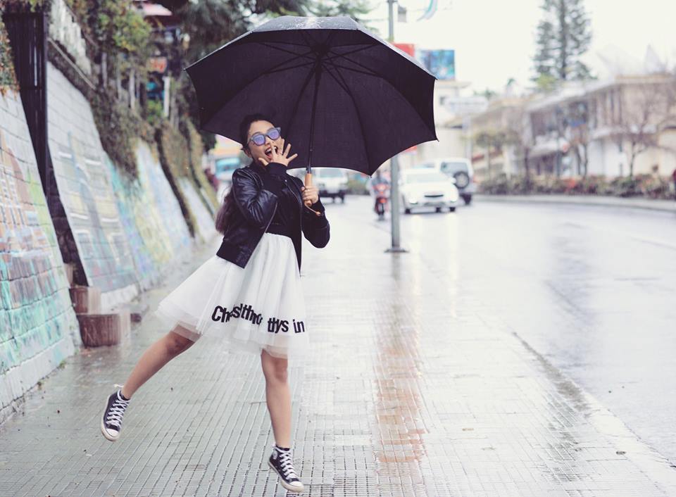 Nhìn Phương Mỹ Chi thế này, ai còn nói "chín ép" phản cảm - 2