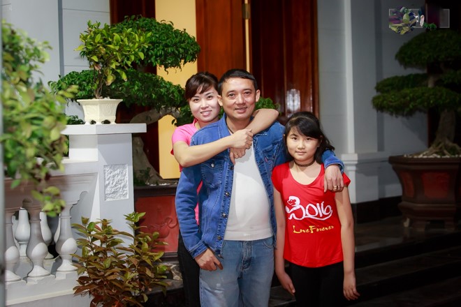 Nể phục cách lấy lòng con chồng của vợ 3 danh hài Chiến thắng và các người đẹp - 5