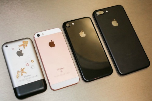 Từ iPhone đầu tiên đến iPhone 7 Plus: Apple đã lột xác thế nào? - 2