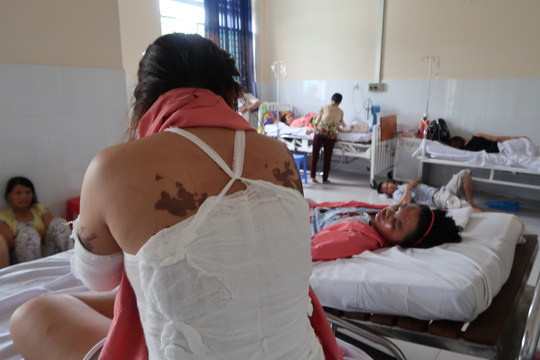 Lời kể kinh hoàng của 4 nạn nhân bị tạt a xít - 8