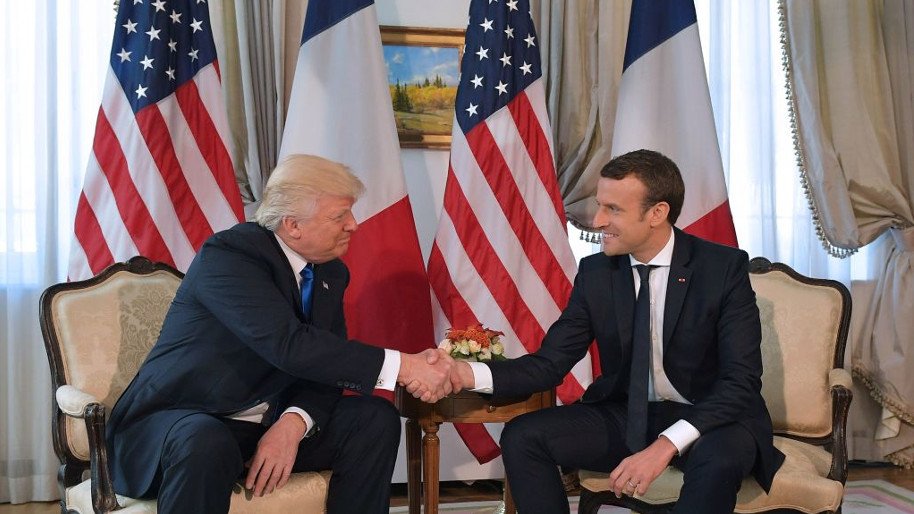 Lộ âm mưu ám sát Tổng thống Pháp khi gặp ông Trump - 1