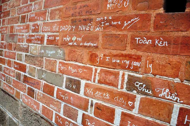 Ngắm Nhà thờ Đức Bà 140 năm tuổi ở Sài Gòn trước ngày trùng tu - 8