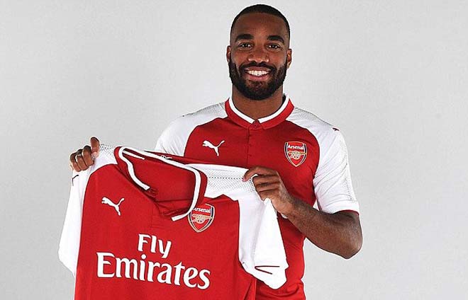 Arsenal đã mua Lacazette 52 triệu bảng, Sanchez nổi loạn - 1