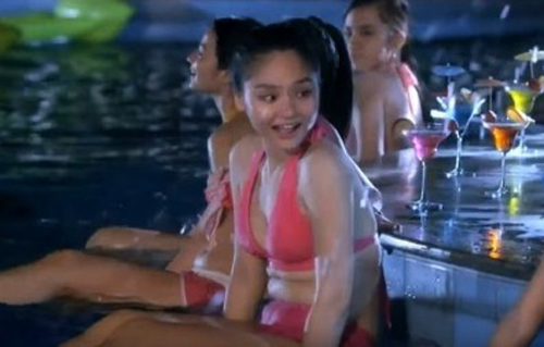 Người đẹp Việt tưởng sexy nhưng "không dám" mặc bikini đi biển - 2