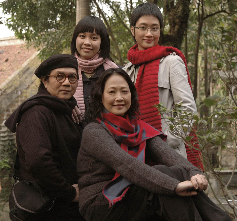 "Say nắng" bạn diễn: Con gái ông trùm tuyên bố cảnh nóng là chuyện nhỏ! - 4