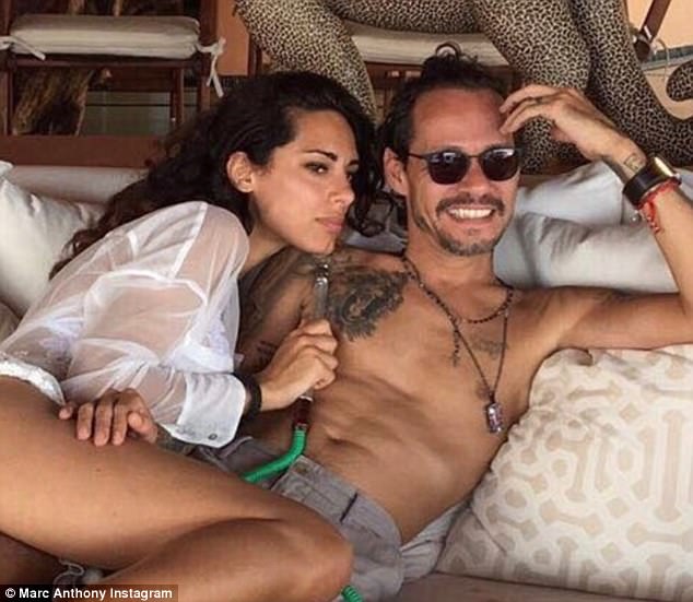 Showbiz 24h: Vợ Justin Timberlake khoe body khó tin dù đã có con 2 tuổi - 7