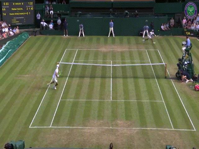 Clip hot Wimbledon: Nadal lên lưới sập bẫy "cáo già"