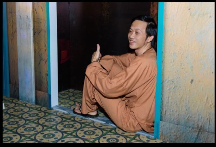 Bằng Kiều thân mật vợ cũ, Hoài Linh chạnh lòng thị phi - 2