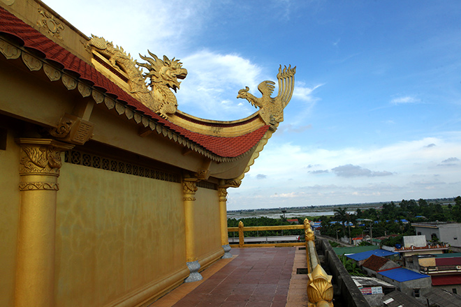 Khám phá &#34;kim tự tháp&#34; khổng lồ giữa &#34;làng tỷ phú&#34; quê lúa - 7