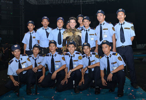 Vệ sỹ sao Việt: Sơn Tùng hào quang, Lương Bằng Quang bị tố "làm màu" - 14