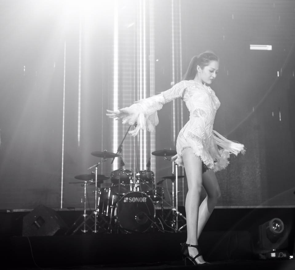 Phương Thanh đi chùa cầu nguyện sau khi công khai giới tính - 7