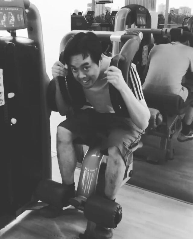 Vợ Lý Hải khoe ảnh cho con bú gây tranh cãi - 6