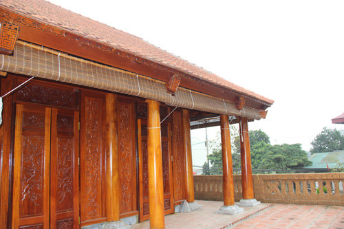 Nhà gỗ 2 tầng tuyệt đẹp 'lai' kiến trúc... nhà sàn - 4