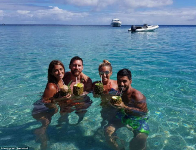 Messi đi nghỉ với “hot girl đặc biệt”: Vui chơi 146 triệu đồng/đêm - 5