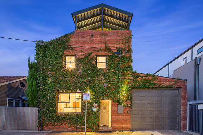 Ngôi nhà xinh đẹp được mệnh danh là “thiên đường xanh” này nằm ở 10 Glasshouse, đường Residence, Richmond, Melbourne, nước Úc.