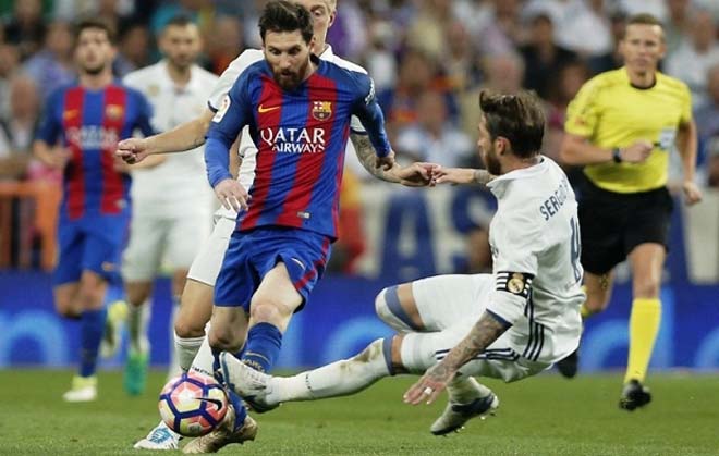 Messi không bao giờ ăn vạ: Cái giá của trái tim dũng cảm - 1