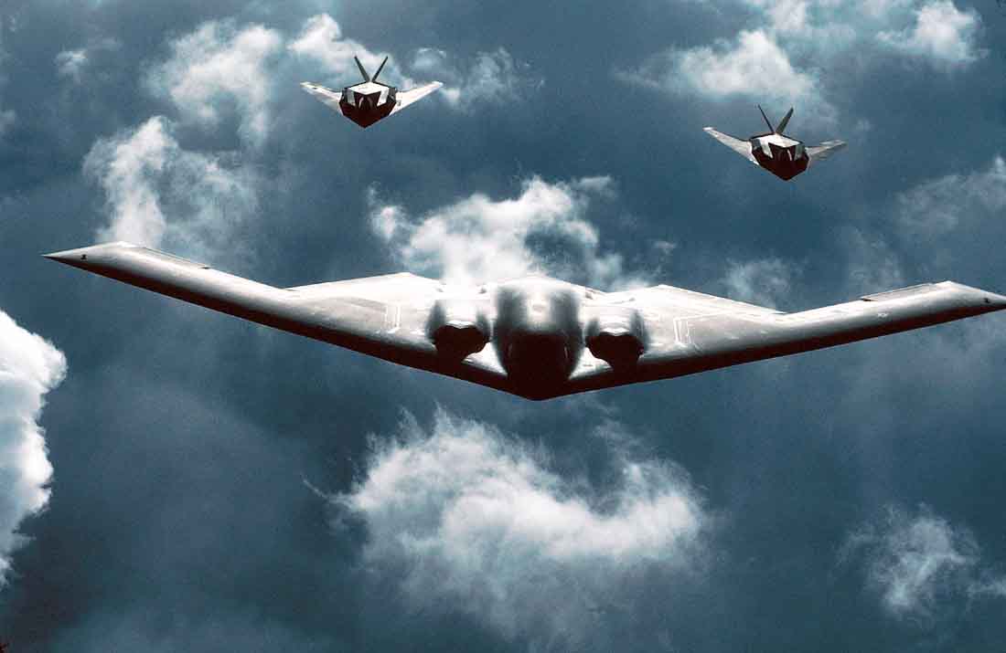 Vụ B-2 ném bom Đại sứ quán TQ khiến Mỹ phải xin lỗi - 1