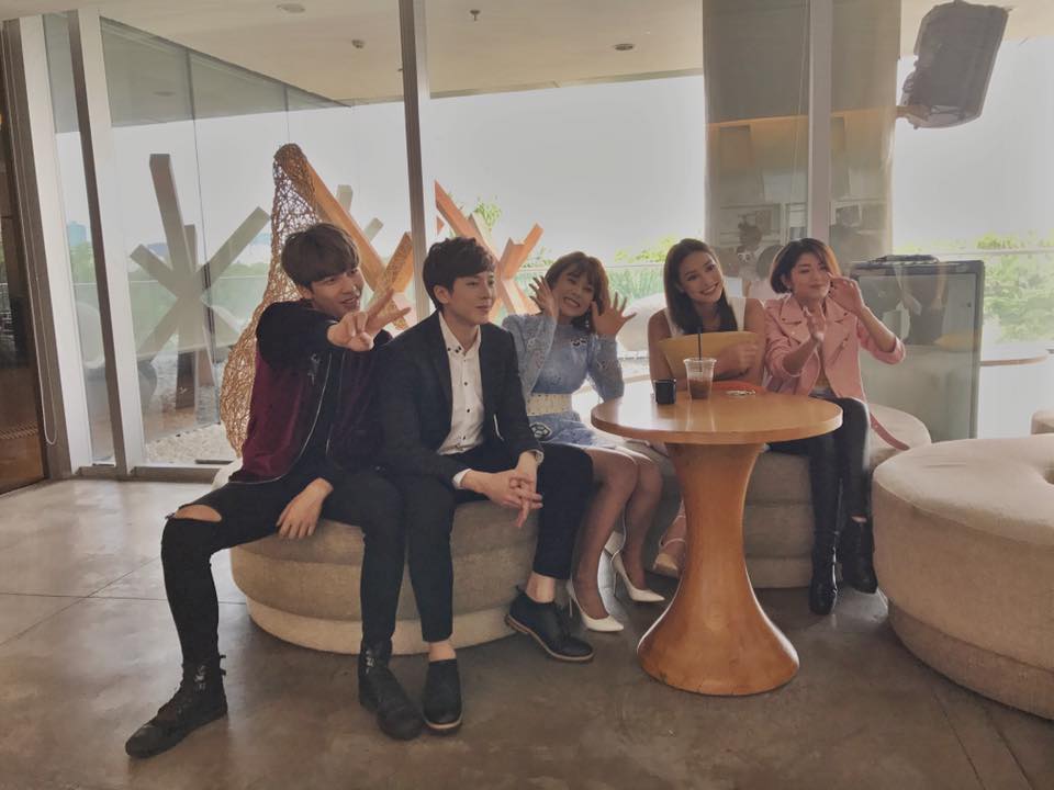 Người đẹp bị chồng sắp cưới bỏ vì "bắt cá 2 tay" lại gây bão mạng - 13