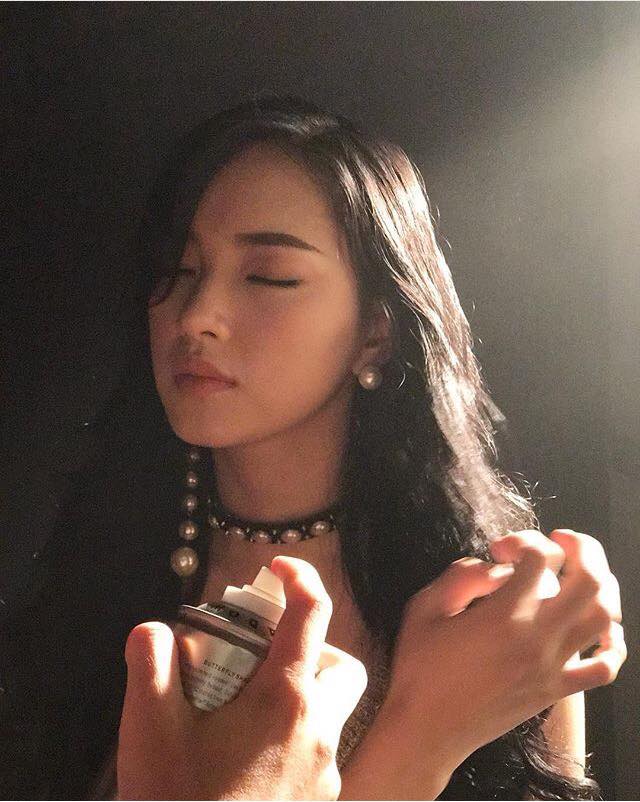 Người đẹp bị chồng sắp cưới bỏ vì "bắt cá 2 tay" lại gây bão mạng - 14