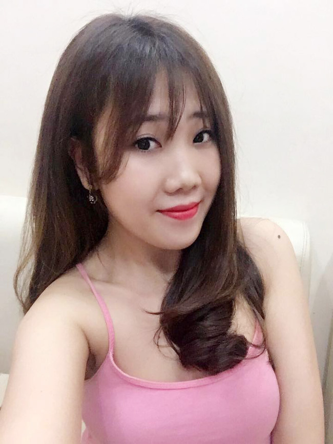 Thanh Hà (24 tuổi, số phát sóng năm 2014) từng khiến MC Cát Tường xuýt xoa bởi gương mặt xinh đẹp và làn da trắng trẻo. 