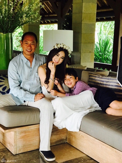 Cuộc sống xa hoa của sao phim 18+ trước khi ly thân chồng tỷ phú - 5