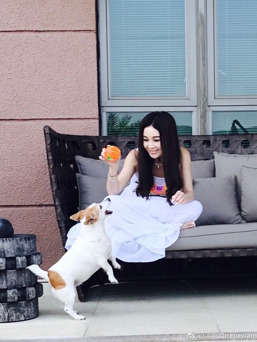 Cuộc sống xa hoa của sao phim 18+ trước khi ly thân chồng tỷ phú - 6