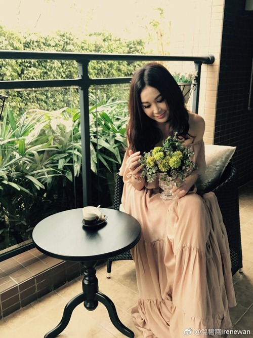 Cuộc sống xa hoa của sao phim 18+ trước khi ly thân chồng tỷ phú - 9