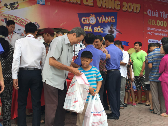 Cơ hội được hoàn tiền 100% khi mua sắm trong “Tuần lễ vàng Toshiba” - 2