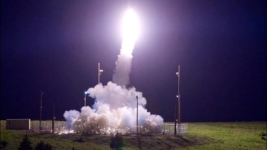 Triều Tiên có cách &#34;chặn họng&#34; tên lửa THAAD của Mỹ - 1