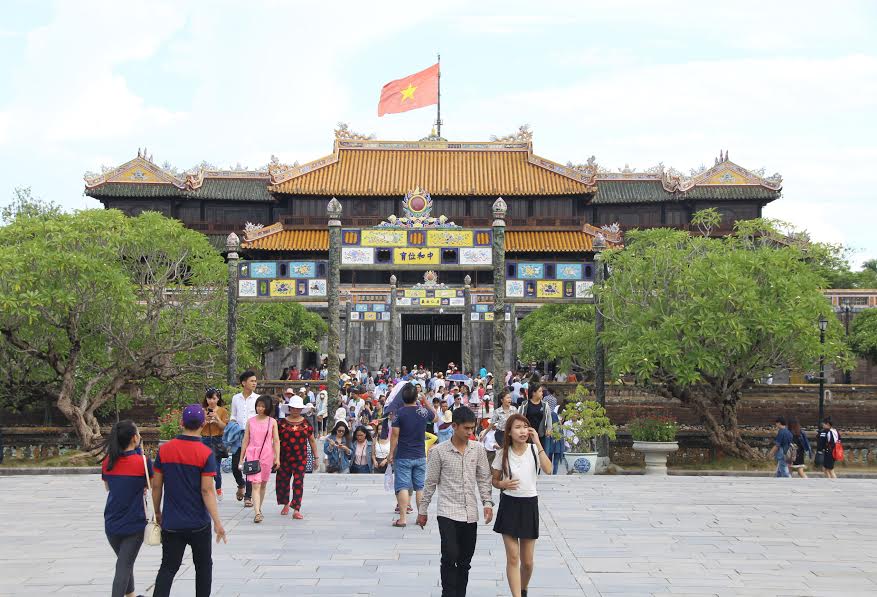 Hoàng cung Huế nằm top 7 điểm tham quan du lịch hàng đầu - 1