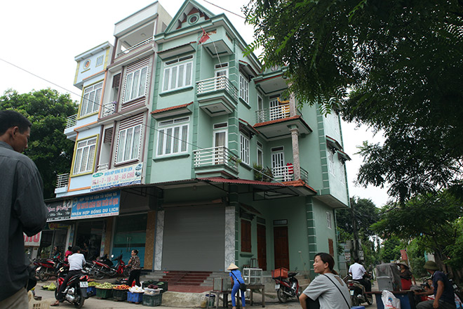 Đi xe máy xuyên Đông Dương, “vặt trụi” tóc thiên hạ - 9