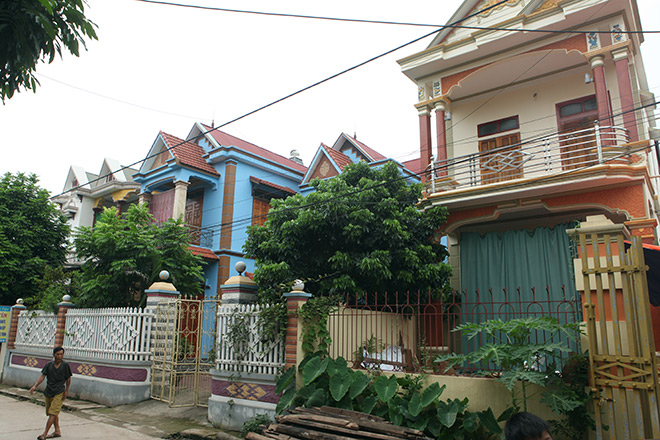 Đi xe máy xuyên Đông Dương, “vặt trụi” tóc thiên hạ - 8
