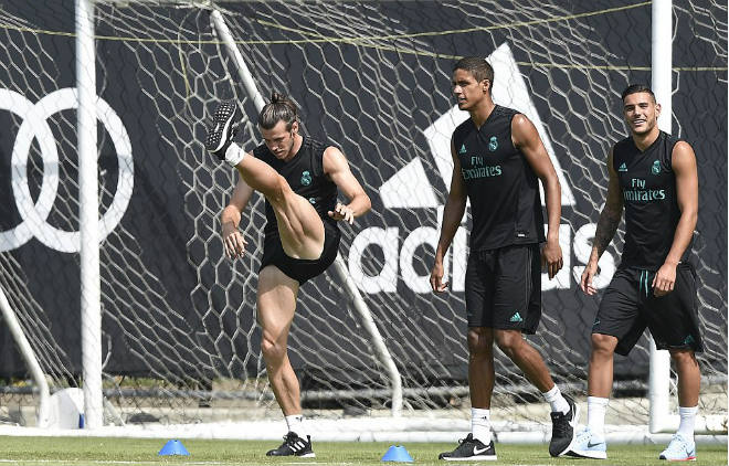 Nội bộ Real: Lật Ronaldo bất thành, Bale dễ bị trảm - 1