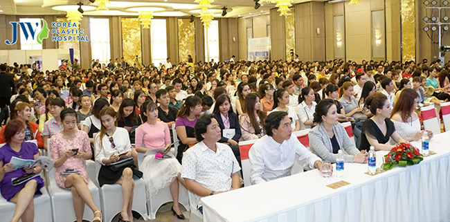 “Cháy ghế” tại hội thảo thẩm mỹ Cần Thơ - 1