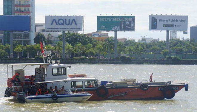 Đau đớn chồng nhảy xuống sông Hàn cứu vợ rồi mất tích - 1