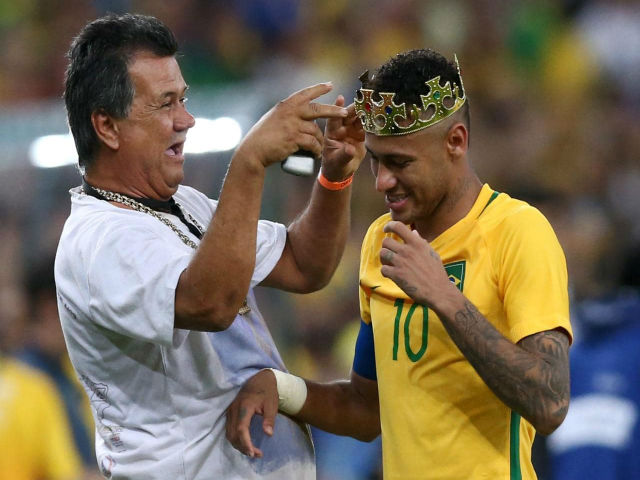 220 triệu euro mua Neymar: PSG xây đế chế, MU-Real phải e dè