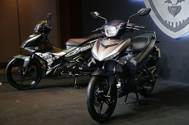 Cần Bán  Yamaha Exciter 150 bản đầu tiên năm 2015 Xanh Bạc  5giay