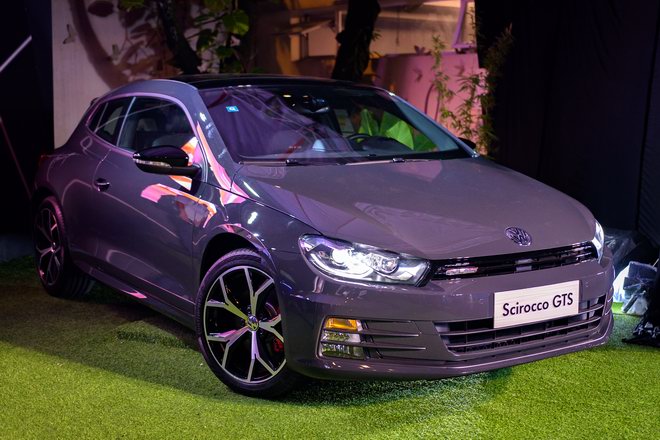 Volkswagen Scirocco 2017 giá từ 1,619 tỷ đồng ở Việt Nam - 3