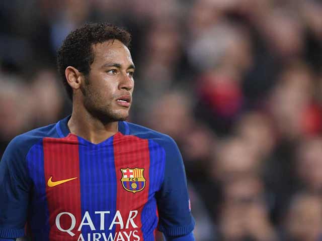 Barca xem xét bán Neymar cho PSG: Vô kỷ luật, sợ vết xe đổ Ronaldinho