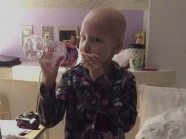 Đây là cách chiến đấu với ung thư của cô bé 7 tuổi