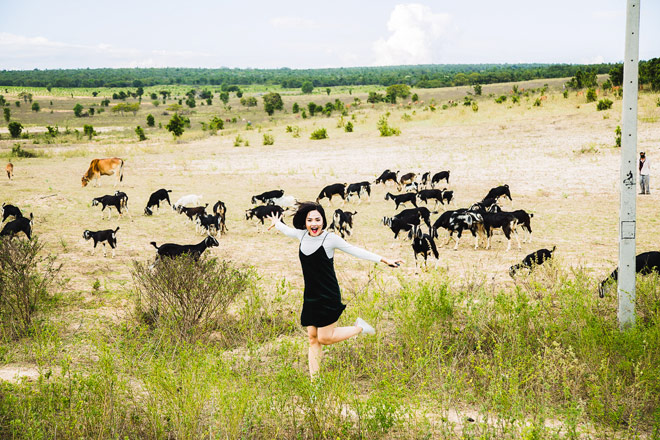 "Sếp nữ" Miu Lê nhí nhảnh bên Hoa hậu làng hài Việt - 9