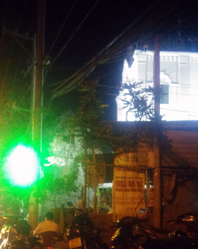 Ẩu đả tại quán karaoke ở ngoại ô Sài Gòn, 2 người tử vong - 1