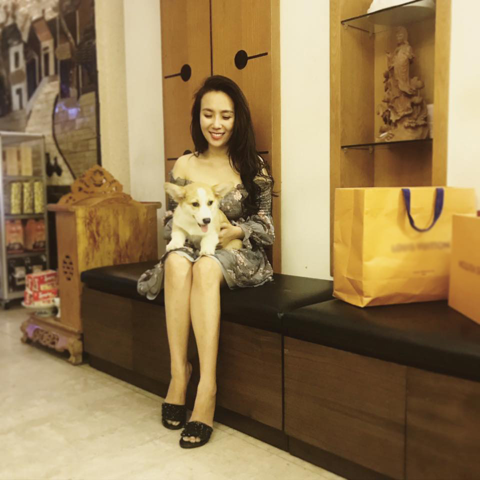 "Vợ" ở nhà hút mắt thế này bảo sao Khắc Việt, Tim không mê - 3