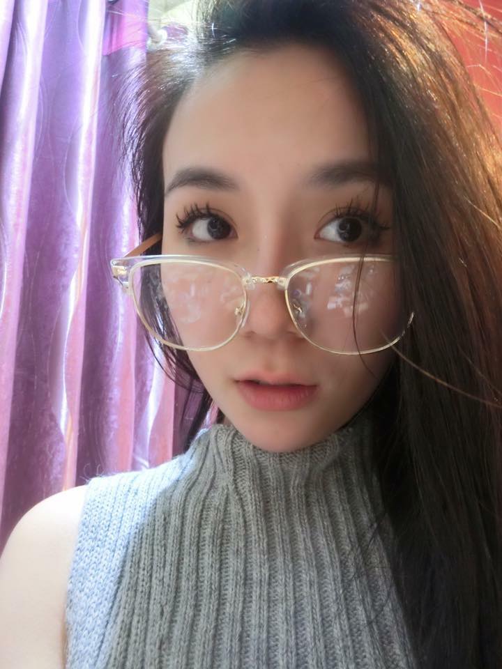 "Vợ" ở nhà hút mắt thế này bảo sao Khắc Việt, Tim không mê - 13