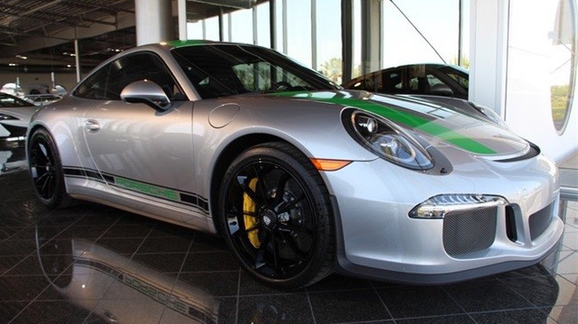 Porsche 911 R cũ có giá lên đến 10,7 tỷ đồng - 1