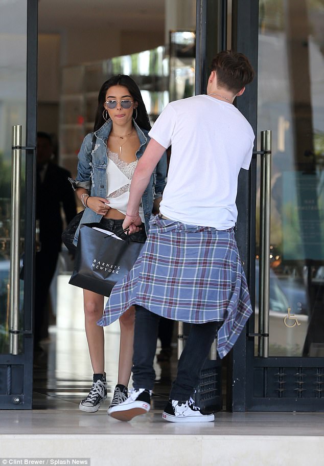 Tình mới của con trai Beckham mới 17 tuổi đã sở hữu thân hình nảy nở - 4