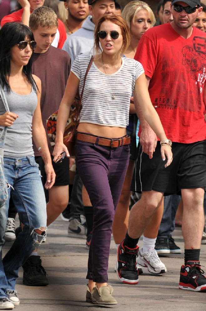 Ra đường chẳng cần nội y, chỉ có thể là sao Hollywood - 3