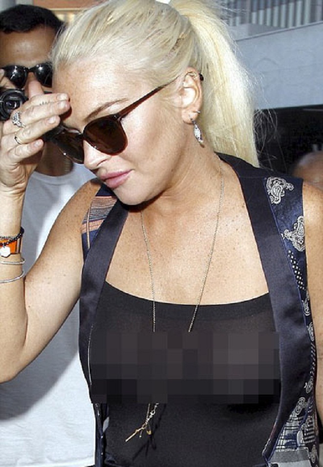 Ra đường chẳng cần nội y, chỉ có thể là sao Hollywood - 5