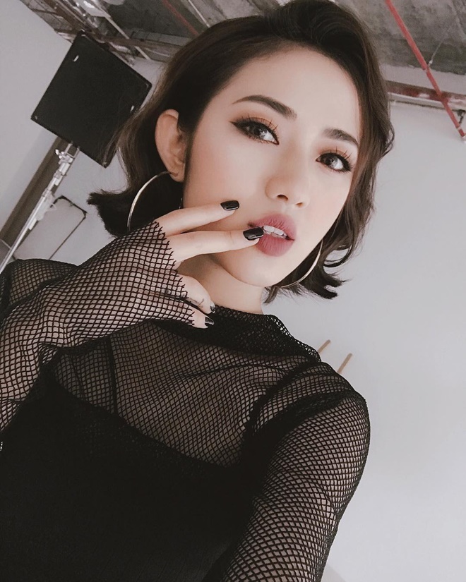 Ngợp mắt vì phong cách bùng nổ của &#34;cô con dâu tai quái&#34; - 1